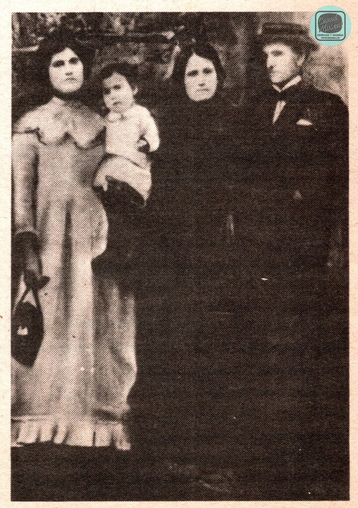 Foto inédita de César Vallejo y sus hermanas 